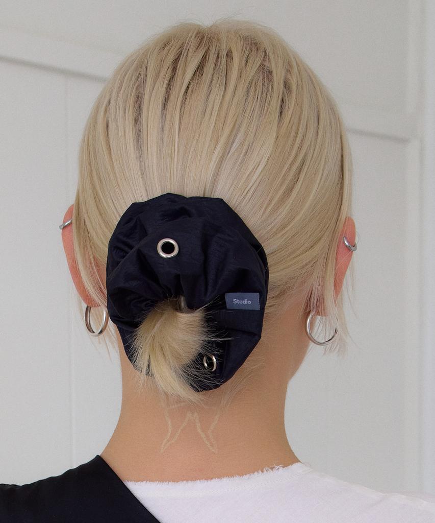 Undercontrol Studio Eyelet Scrunchie Hair Tie Scrunchie / Mid / Eyelet / Ws / Black
