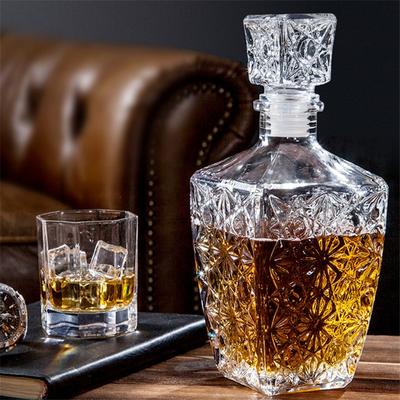 Kreative Transparente Glas Whisky Schnaps Wein Getränke Dekanter Kristall Spirituosen Flasche Wein Karaffe Für Bar Party Hochzeit Geschenke