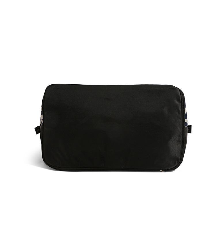 Women's Large Capacity Handheld Travel Bag - Expandable, Water-Repellent Sports & Fitness Luggage