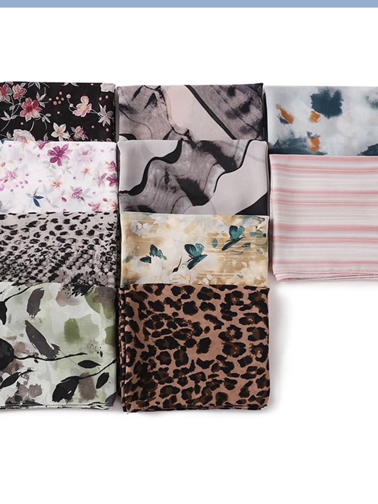 Summer Bohemian Chiffon Hijab Leopard Watercolor Print Islamic Scarf Ultra Lightweight Breathable Women Muslim Hijab Beach Trip for Daily Use