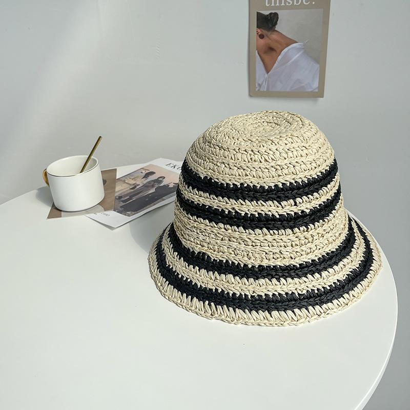 Hat women's 2024 new beach vacation woven straw hat summer seaside sunshade sun protection straw bucket hat basin hat