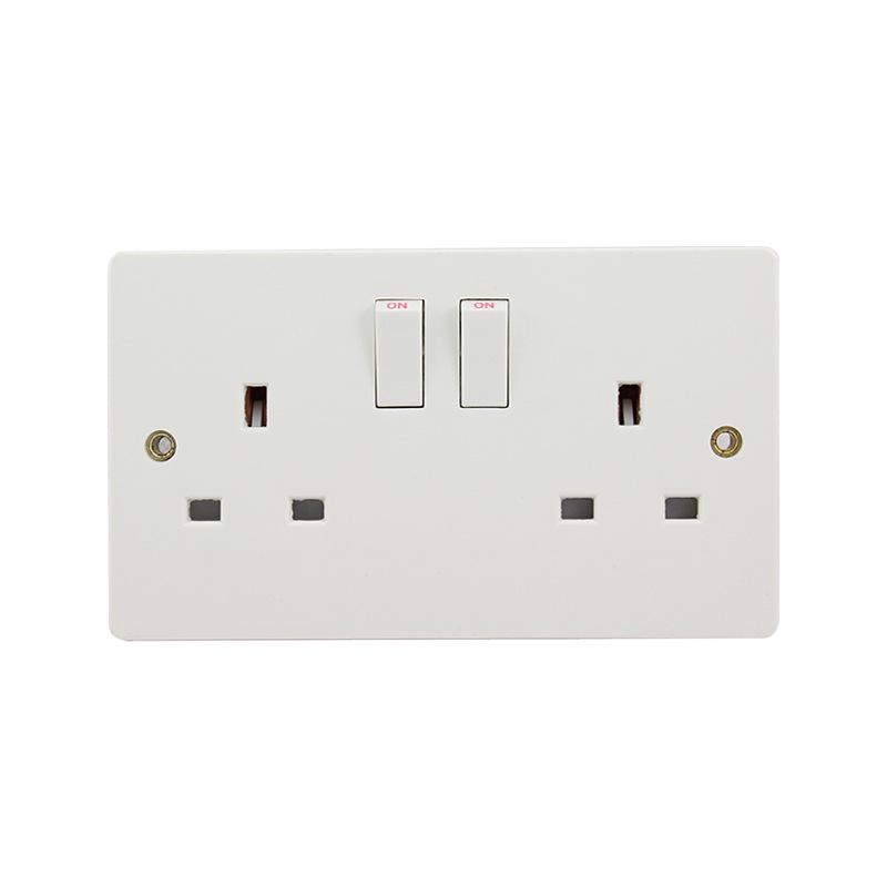 Bakelite Wall Socket with Switch - UK 13A Type 146 Standard