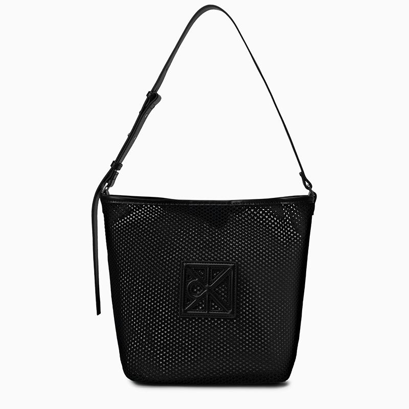 

Calvin Klein Commuter Style Monogram Logo Woven Bucket Fabric Tote Bag Medium Women tote bags Space-Black 4F3423G-UB1 Basic Set (Bag)