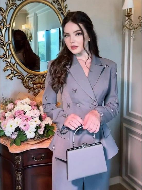2025 Summer European & American Style Suit Jacket and High-Waisted Slimming Skirt Set