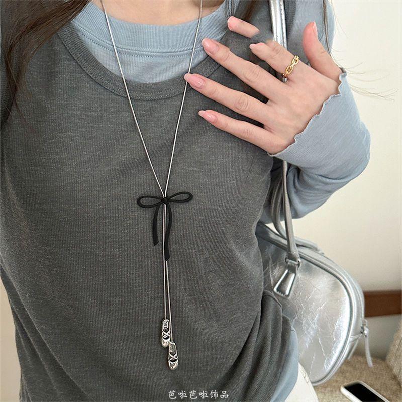 Bow Pendant Pull-out Necklace Women's Korean Long Decorative Sweater Chain Silver Versatile T-shirt Accessories Wear