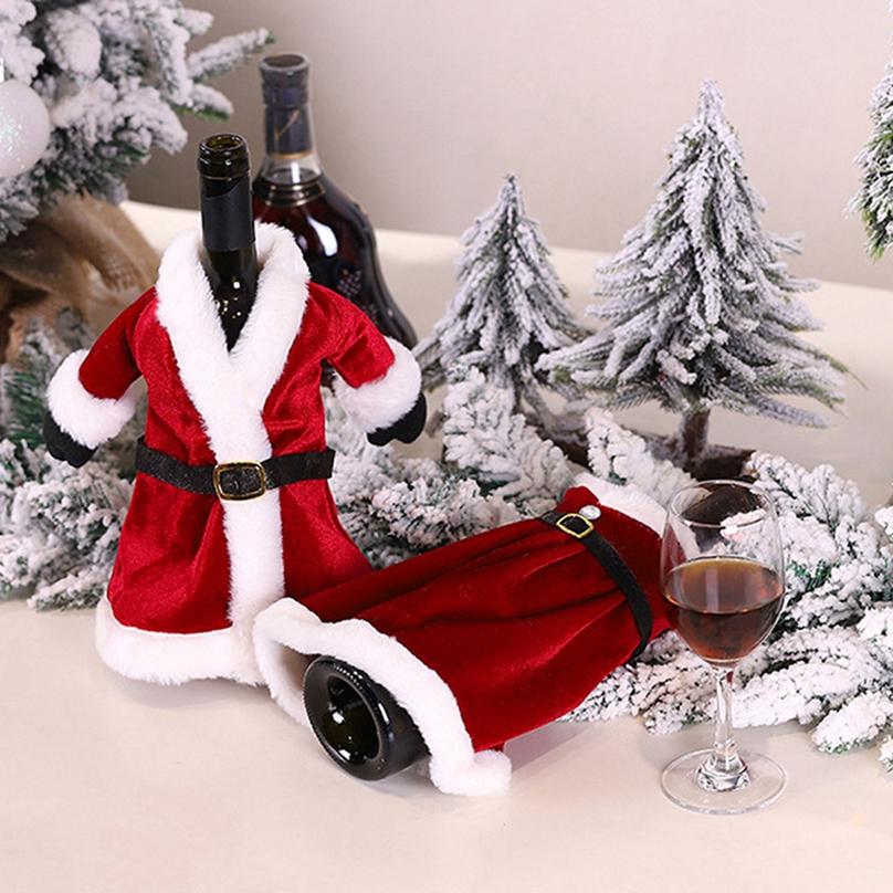 Red Wine Christmas Dining Table Set with Fashion Christmas Wine Bottle Covers Decoration