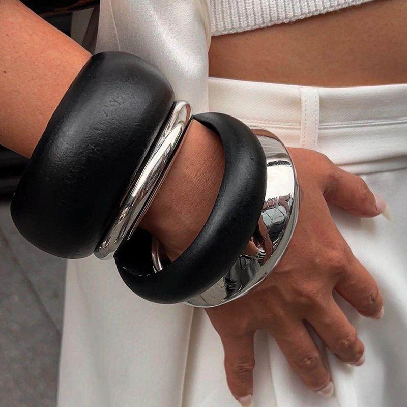 Fashion Ornament Bracelet Stylish Wide Face Exaggerated Bracelet Fancy Fashion Wooden Bracelet