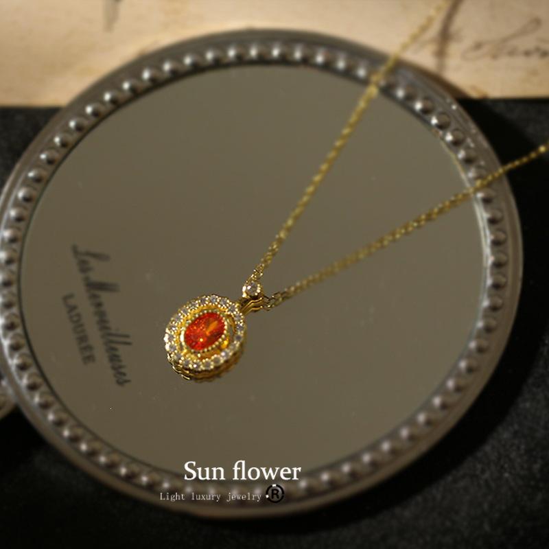 14K Gold-Plated S925 Silver Orange Ruby Pendant Clavicle Necklace: Exquisite, Retro, Versatile Design