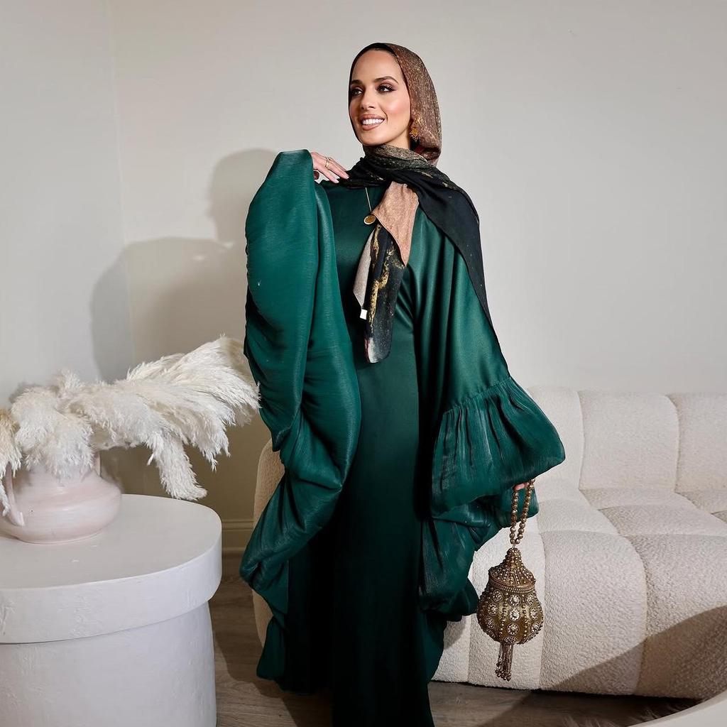 MQ201 Modest Satin Waist-Cinching Muslim Fashion Robe