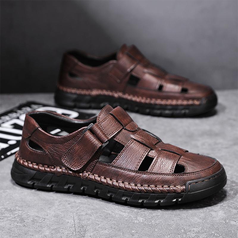 Men's Closed Toe Sandals Large Size Genuine Leather Casual Sandals Outdoor Hiking Sandals Hand Sewn Casual Sandals