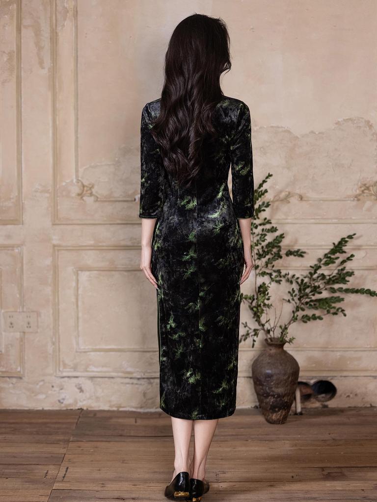 Exquisite 2025 New Chinese Cheongsam: Elegant Retro Dress for Women