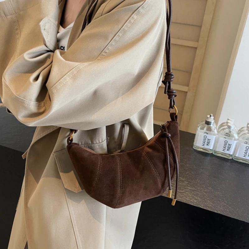 Solid Color Retro Shoulder Bag Women's Fashionable Simple Crossbody Bag Dumpling Bag Daily Commuting Armpit Bag Mobile Phone Bag Women Horn Bag