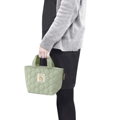 Skater Quilted Insulated Lunch Bag, 30cm X 12cm X 18cm (12" X 5" X 7"), Disney Winnie the Pooh Design, KKLB2-A