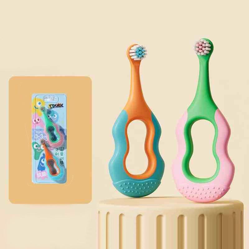 Children's specific toothbrush, portable children's soft bristled toothbrush, antibacterial oral cleaning brush for baby teeth