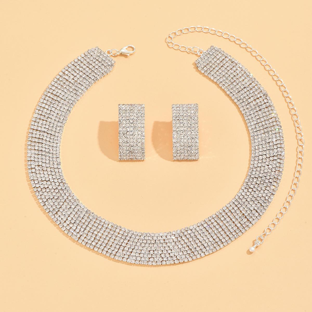 

Модный набор колье и серег из цепочки с когтями и стразами 2025, многослойная цепочка на ключицу со стразами для вечернего платья