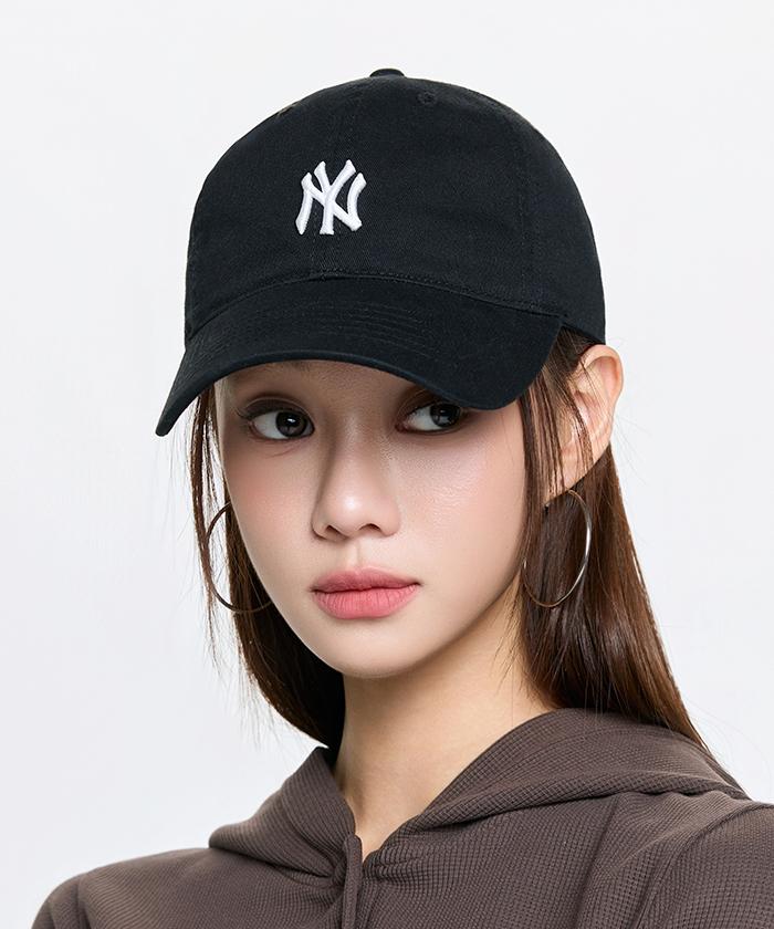Emelbi Rookie Unstructured Ball Cap Ny (Black)