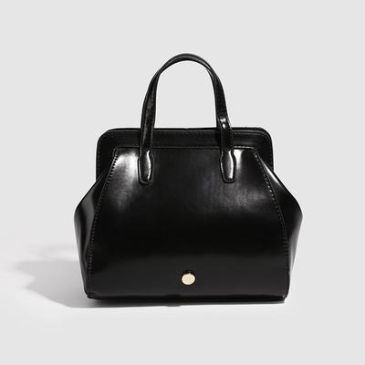 Korean Version New Fashion Women's Bag Niche Retro Versatile Black Single Shoulder Crossbody Bag Trendy Handbag Simple Fashion