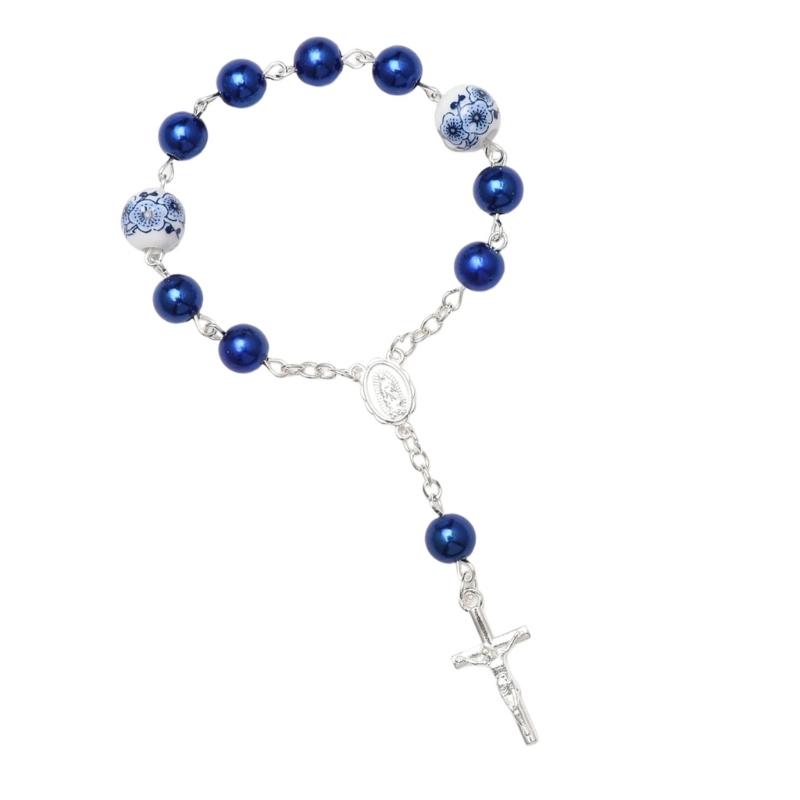 

Stylish Religious Crucifix Bracelet Lightweight Alloy Adjustable Wrist Chain Secure Closure Casual Formal Jewelry