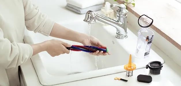 Hitachi Sugokaru Stick Cordless Vacuum Cleaner PV-BS1L W White, Made In Japan, Lightweight, Self-Propelled, Handheld Vacuum