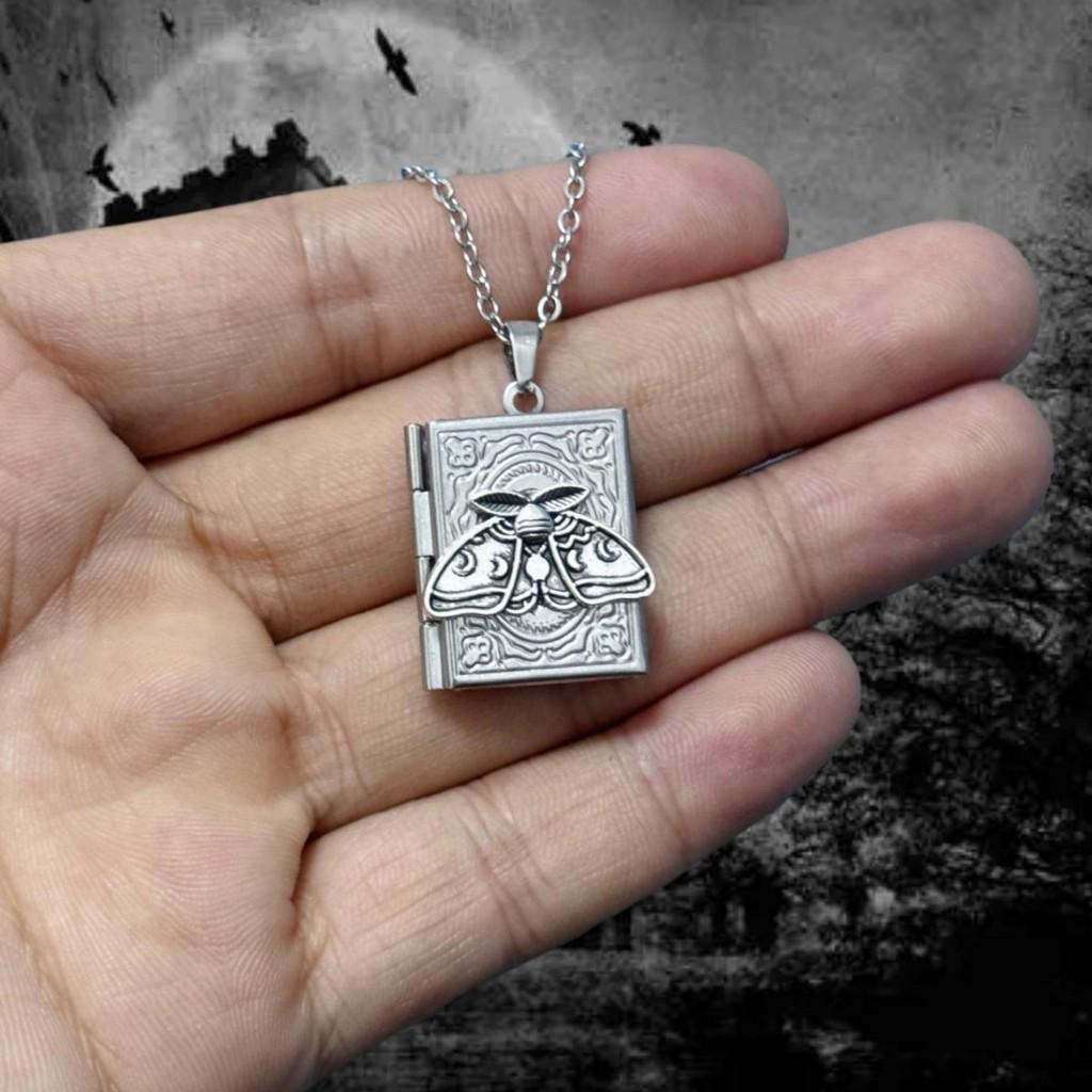 Gothic Skull Pendant Necklace With Cross Chain For Men And Women