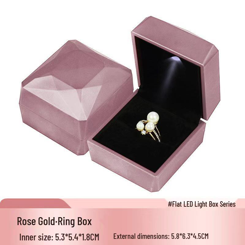 Diamond-Faceted Light-Up Jewelry Box for Rings, Bracelets, and Necklaces