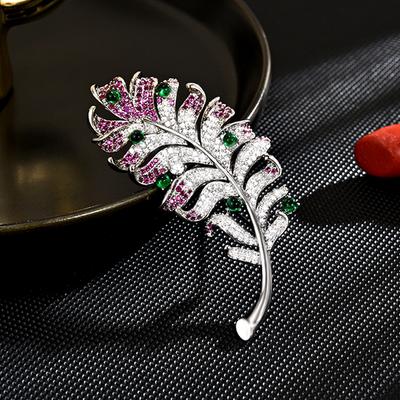 Women's Light Luxury Design Elegant Inlaid Zircon Feather Brooch Fashionable And Versatile Niche Design Brooch