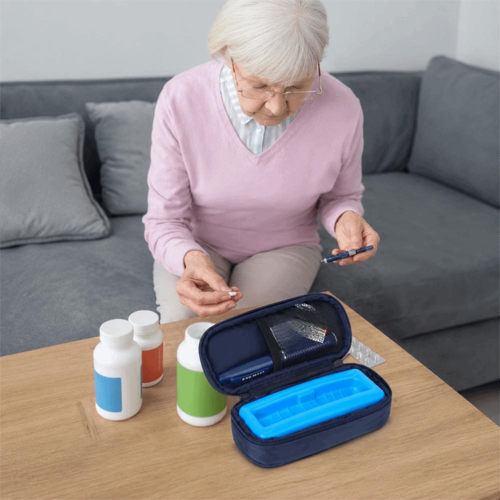 Insulated Material Insulin Cooler Bag Cold Storage Design Medicine Travel Bag For Traveling