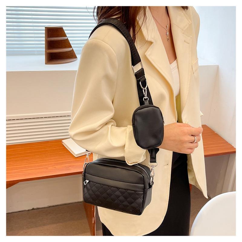 Neue Damen Umhängetasche PU Weiche Lederstruktur Bestickte Rautensteppung Crossbody Bag Große Kapazität Lässige Mini Square Bag Geldbörse