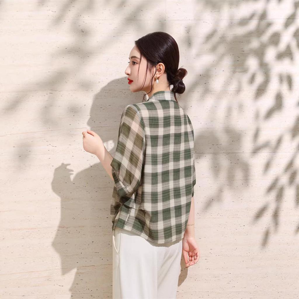 Elegant Plaid Lapel Shirt for Middle-Aged Women, Short-Sleeve Top - Age-Reducing, Fashionable, Spring/Summer Blouse
