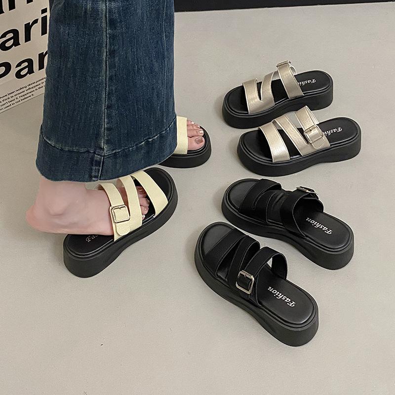 Retro cool slippers women's platform slippers summer 2025 new fashion casual versatile beach cool slippers