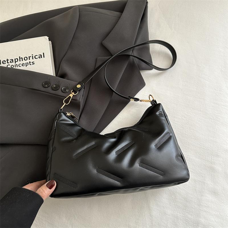 

Летняя новая дизайнерская сумочка женская универсальная нишевая сумка через плечо модная сумка под мышкой чёрный