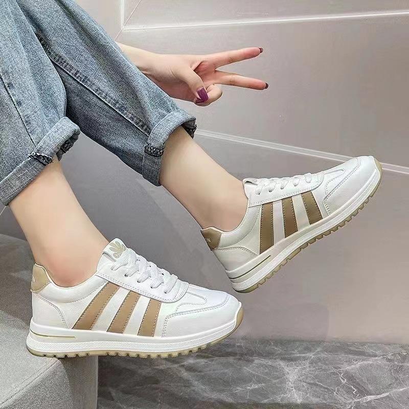Women's Fashionable Shoes Summer New White Shoes Lightweight Comfortable Sneaker Casual Fashion Soft Bottom Soft Surface Women's Running Shoes