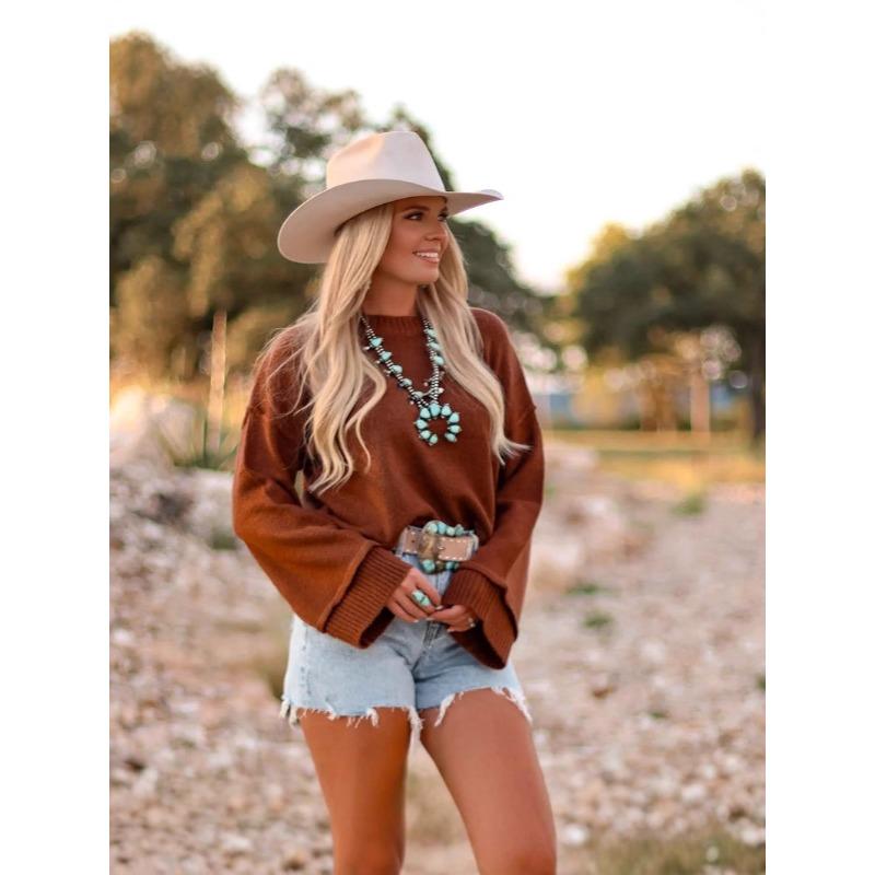 Autumn and Winter New Solid Color Women's Sweater Fashionable Loose Commuting Style Round Neck Pullover Long Sleeved Top for Women