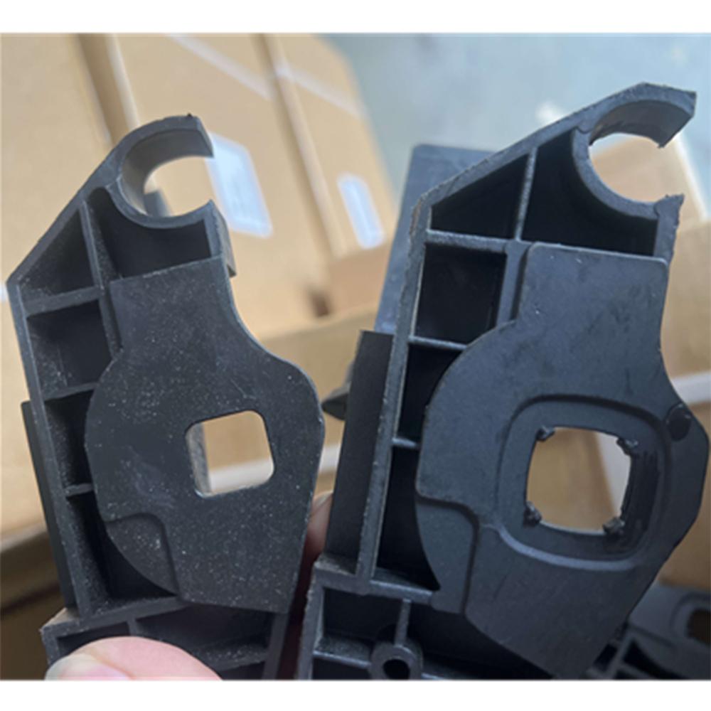 2Pcs Left & Right Front Headlight Impact Bar Bracket For Benz C Class W205