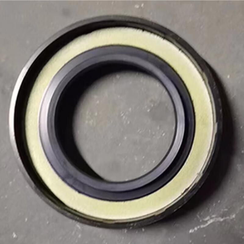 OSSCA CTL151A/CTL163 Right Front Half-Shaft Oil Seal