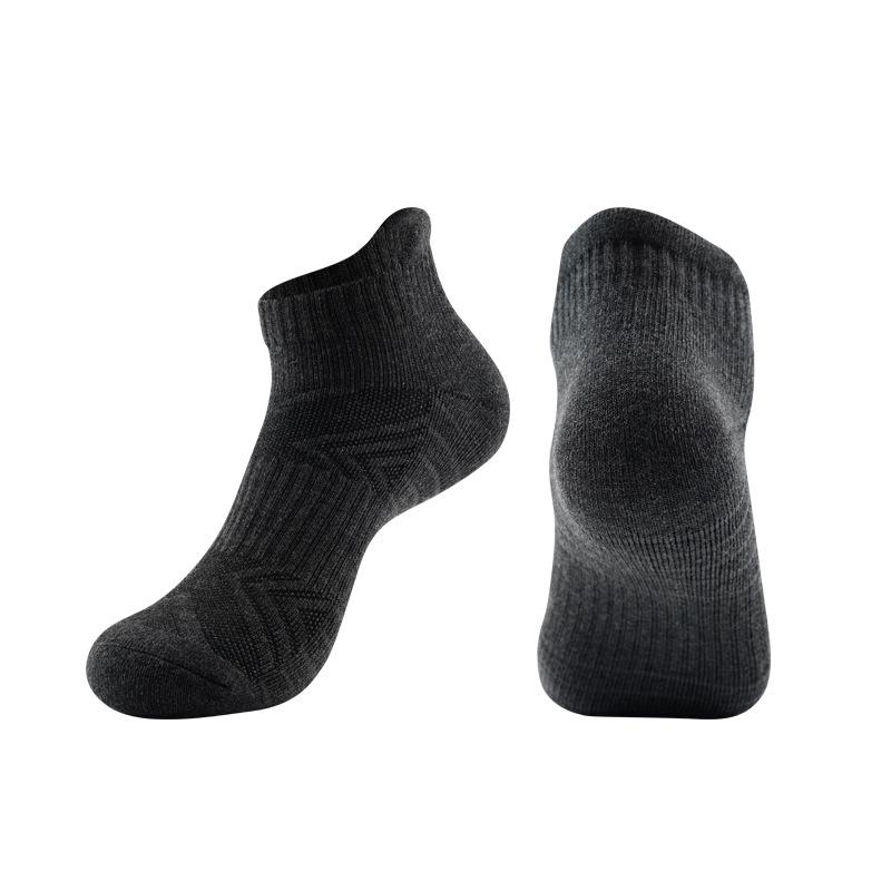 Men s/Women s Breathable Cotton Running/Sports Mid-Calf Crew Socks One Size