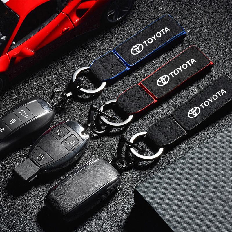 Suede Leather Car Vintage Keychain Zinc Alloy Key Ring For Toyota Hilux Aygo Yaris Ractis Corolla Camry CHR Auris Tacoma Cruiser