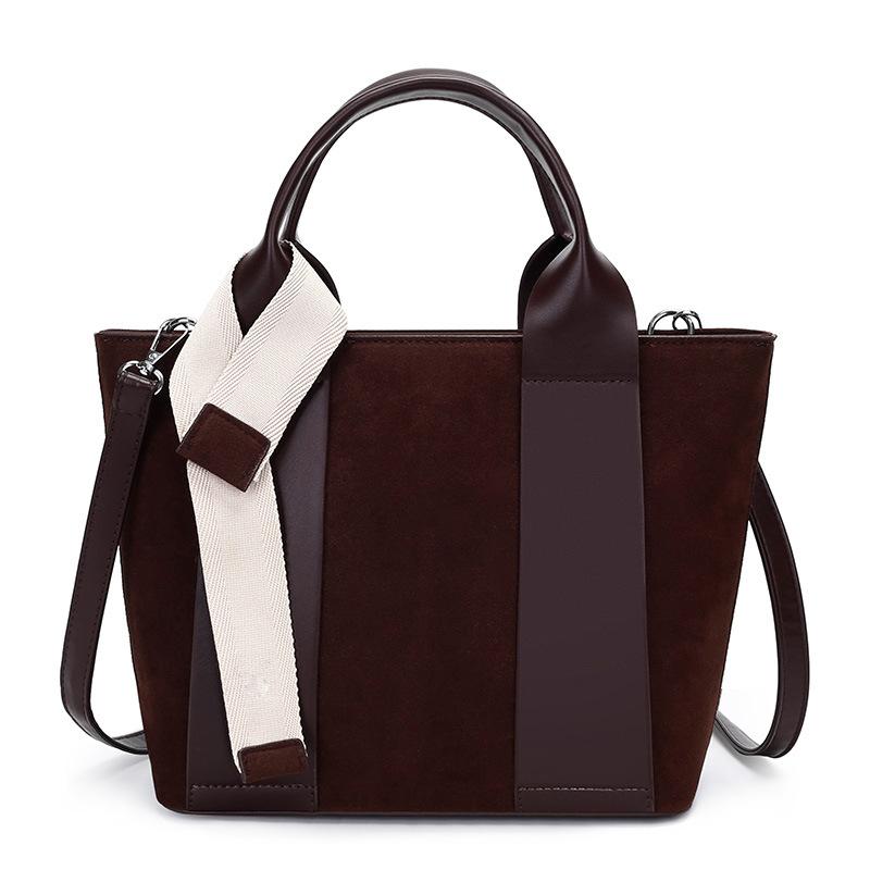 

Hot Tooling Wind Shoulder Bag Women S Canvas Bag Crossbody Bag Simple Wind Handbag Student темно-коричневого кольору