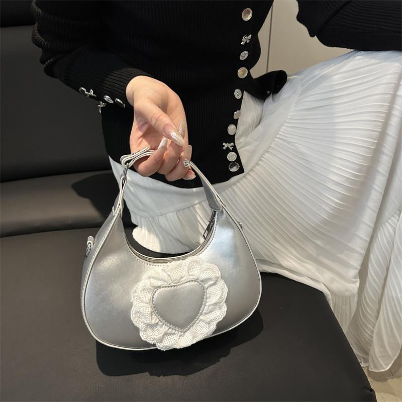 Pu Dumpling Shaped Handbag With Heart Lace Design For Casual Outings