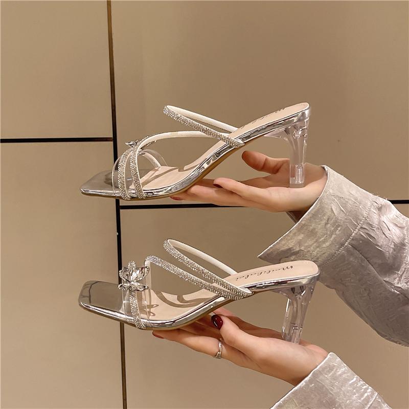 

Мода 2025 Мода Серебряные Хрустальные Босоножки Женские Босоножки на Толстом Каблуке Женские Летние Туфли на Среднем Каблуке для Вечеринок Женские 39
