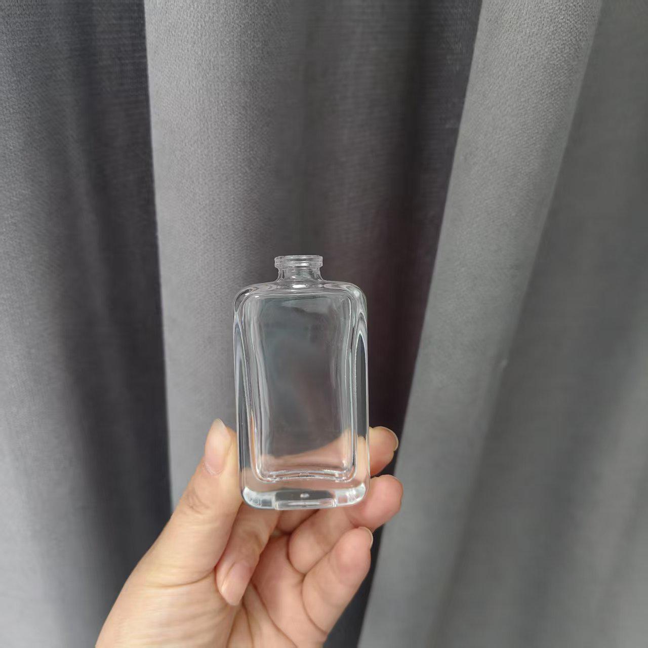 Clear Glass Perfume Sample Spray Bottles - Empty, Reusable Containers for Decanting Fragrances