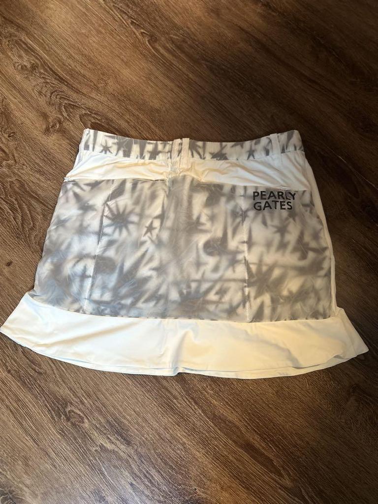 [USED] PEARLY GATES Golf Skirt Size 2