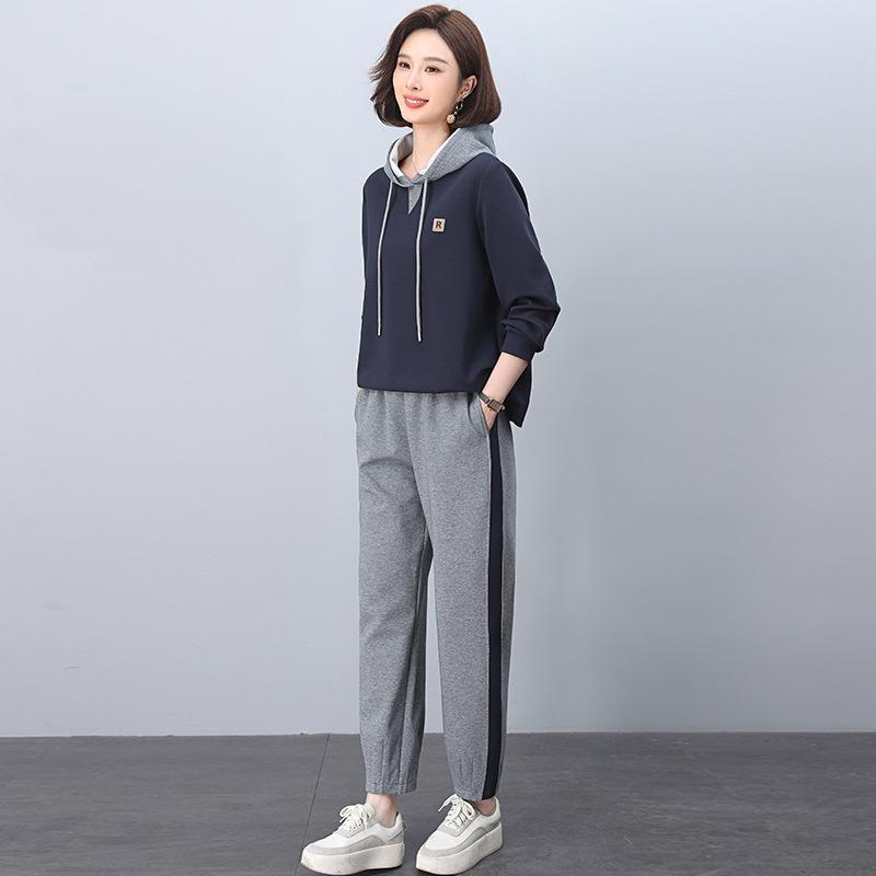 Women's Petite Fashion Tracksuit - Spring 2025 Little Fragrance Style Two-Piece Set
