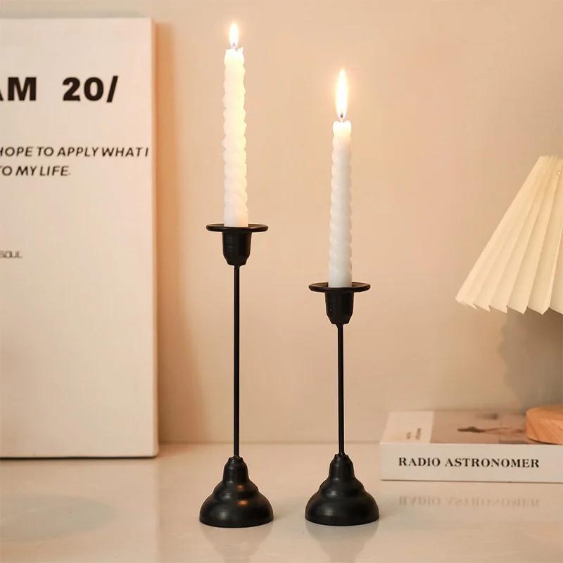 

Европейский металлический подсвечник, винтажная железная свеча, украшение для декоративно-прикладного искусства, золотой черный подсвечник, украшение для домашнего стола