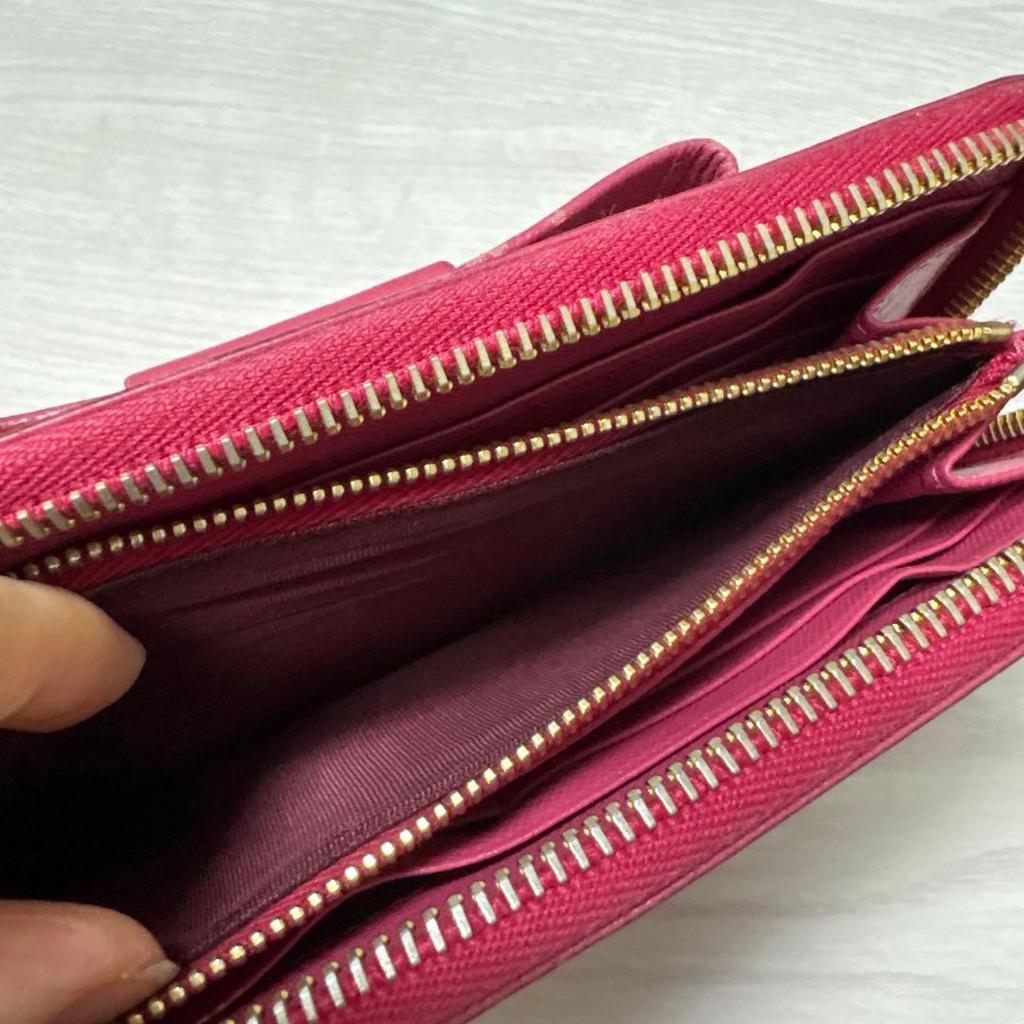 Used PRADA Saffiano Leather Ribbon Round Zip Long Wallet Pink