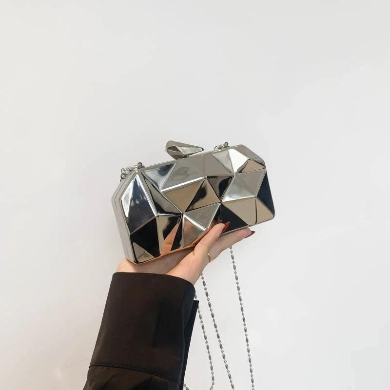 

Трехмерная ромбовидная акриловая сумка через плечо для женщин, монохромные сумки на плечо, металлические цепи, ракушка, мода