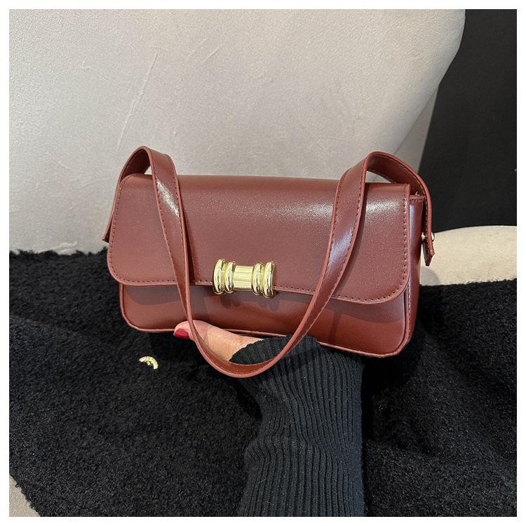 Temperament Fashionable Retro 2025 New Texture Casual Solid Color Simple New Autumn Shoulder Armpit Small Square Bag