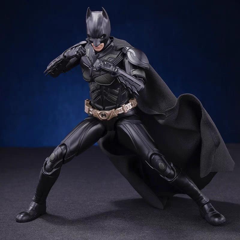 DC Toys The BATPOO THE DARK KNIGHT TRILOGY ASSEMBLY MODEL SERIES Toy Batman Action Figure Model Collect Toys