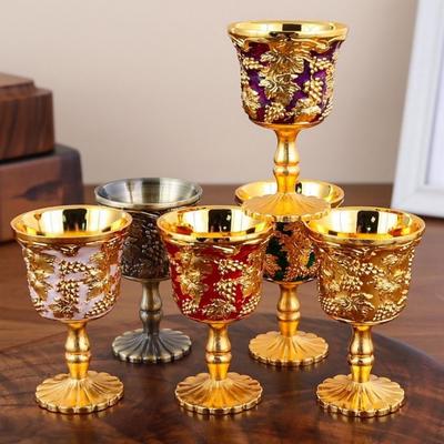 Mini Verre à Vin, Plusieurs Couleurs Délicat Calice Vintage pour Spiritueux, Calice Portable en Alliage Décoration Festive pour Amis, 1 pièce