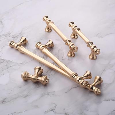 Accessori e parti di mobili – Maniglie per porte